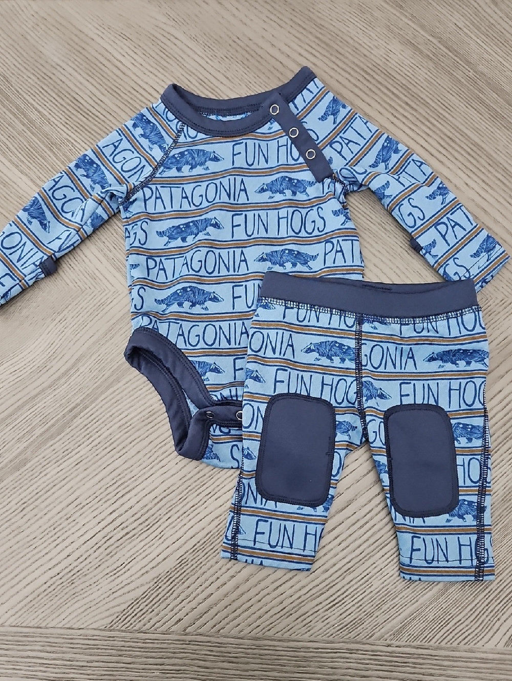 Patagonia Light Blue and Navy 'Fun Hogs' Baby Two-Piece Set